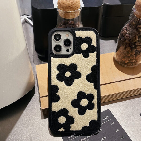 Plush Flowers Are Suitable For Ladies Autumn And Winter Mobile Phone Cases - Image 10